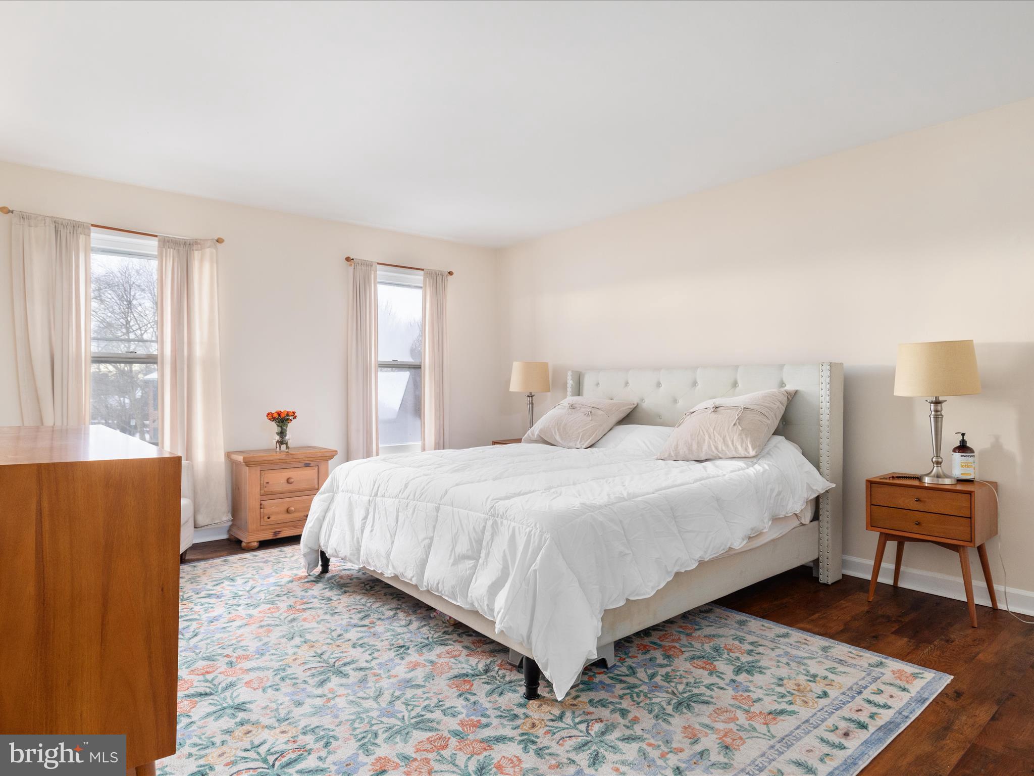 14800 Hunting Path Pl