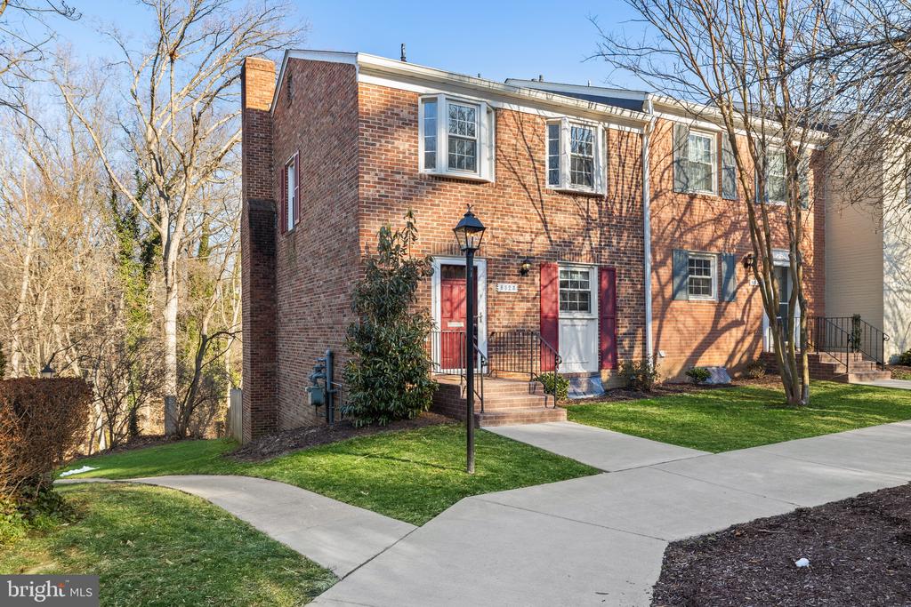 6523 ORONO COURT