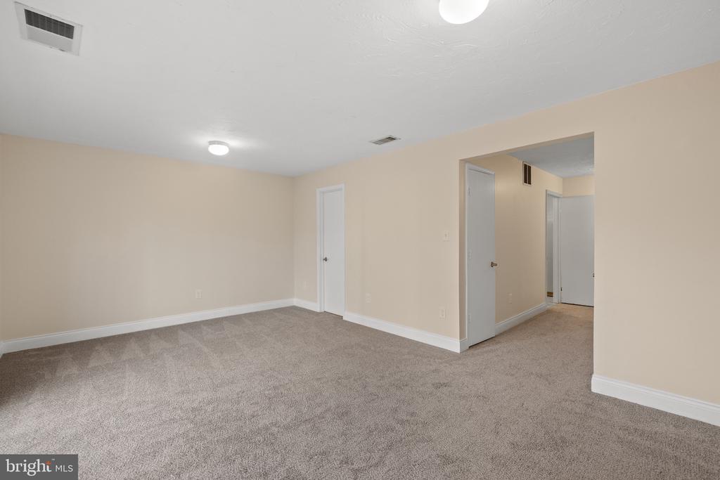 6523 ORONO COURT