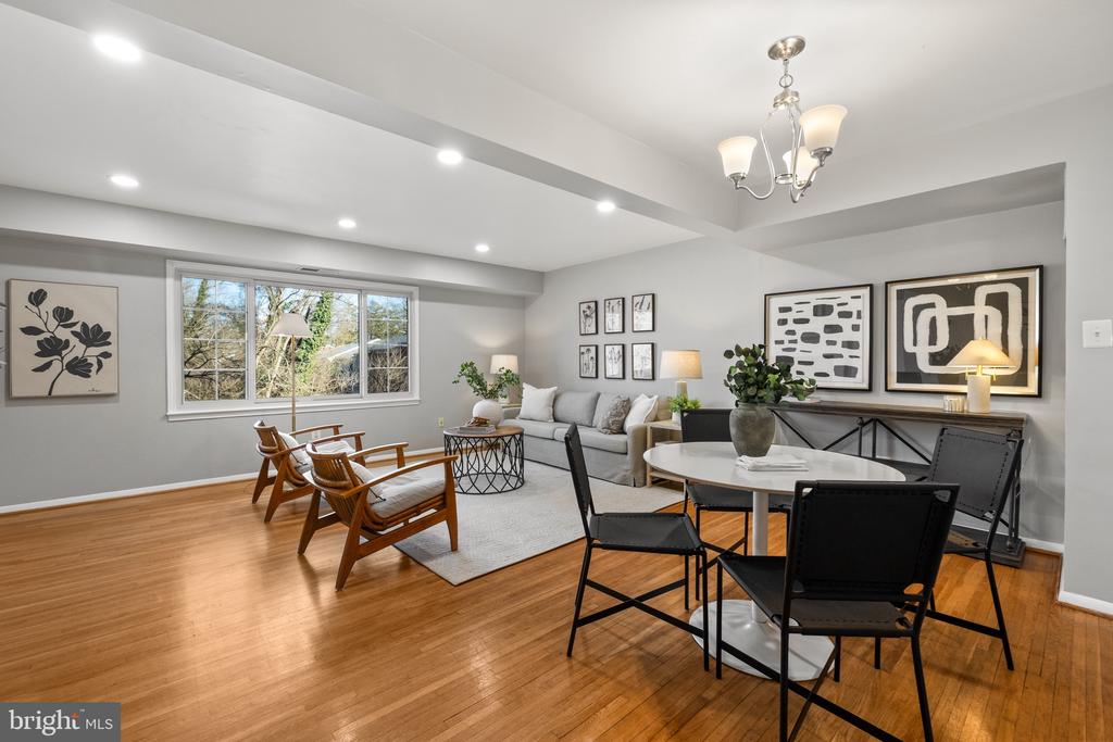 6523 ORONO COURT