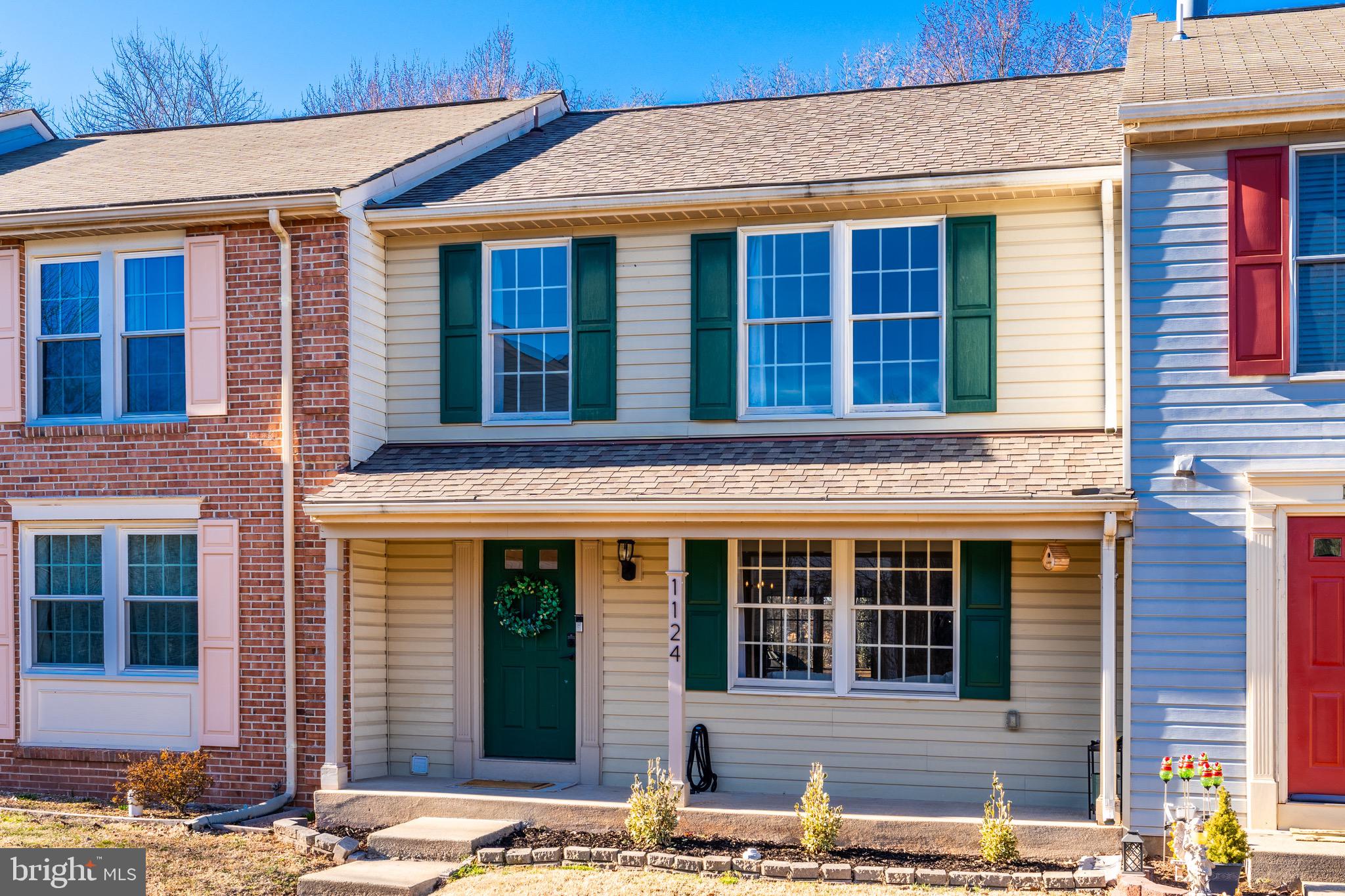 1124 Floyd Pl