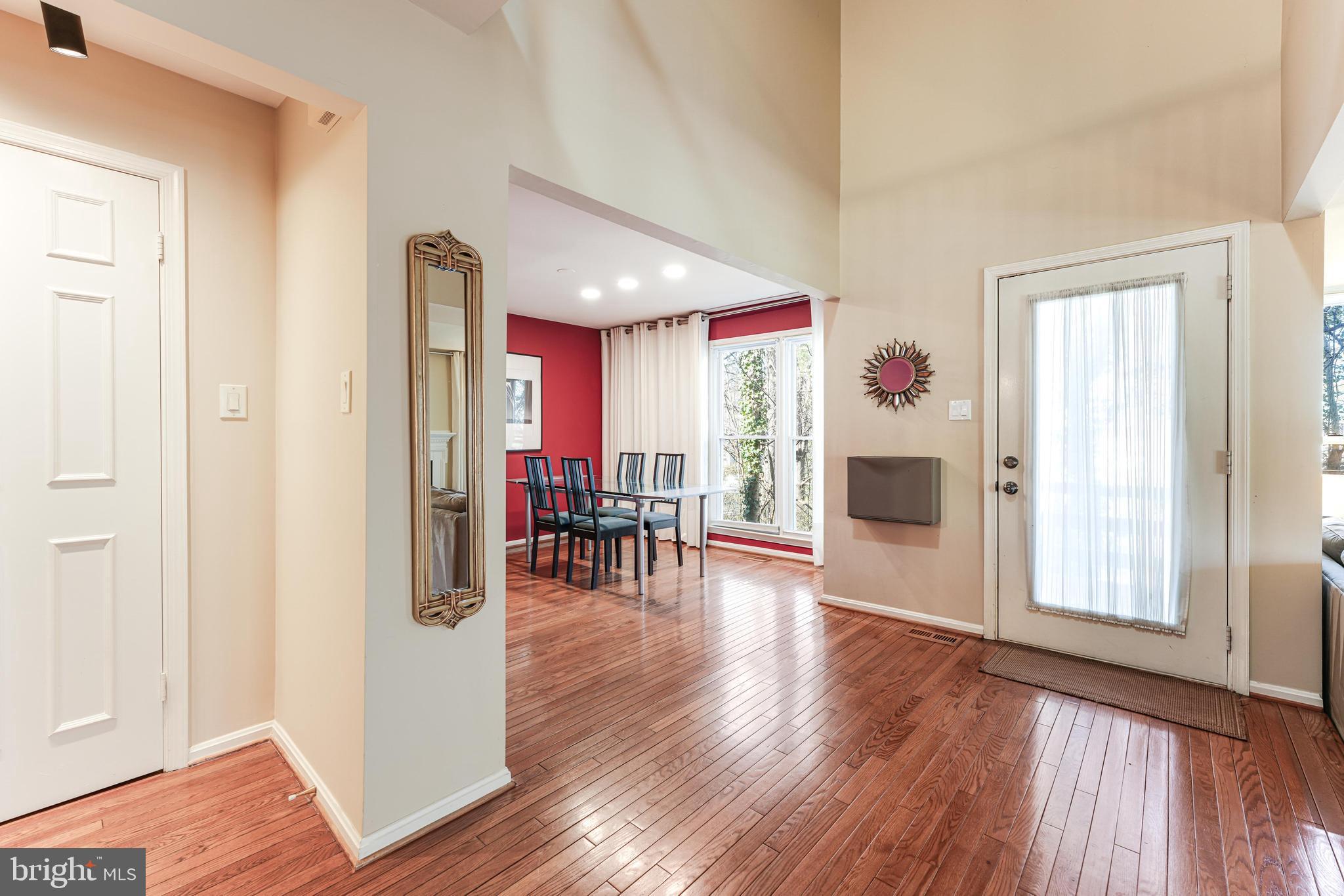 1609 Apricot Ct