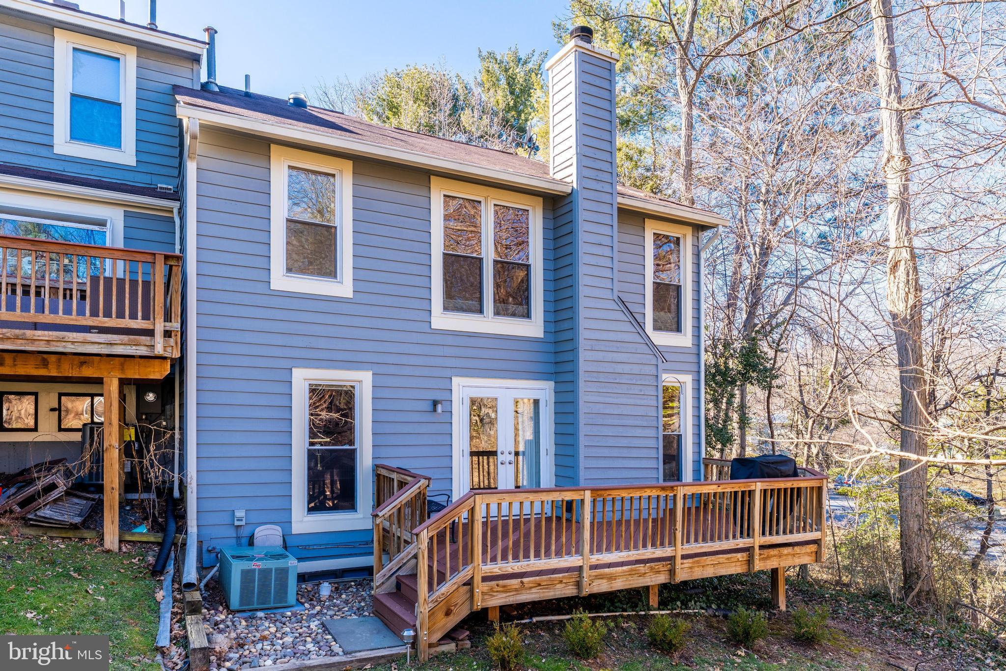 1609 Apricot Ct