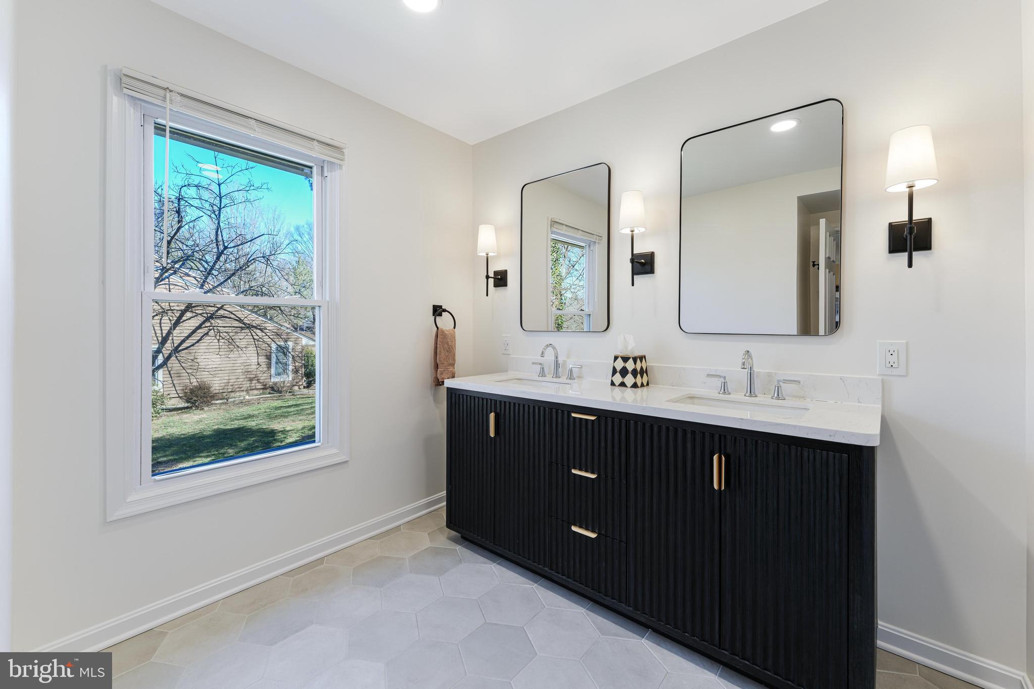 1609 Apricot Ct