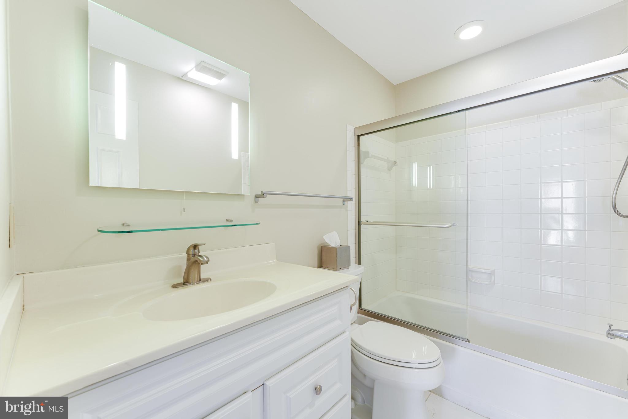 1609 Apricot Ct