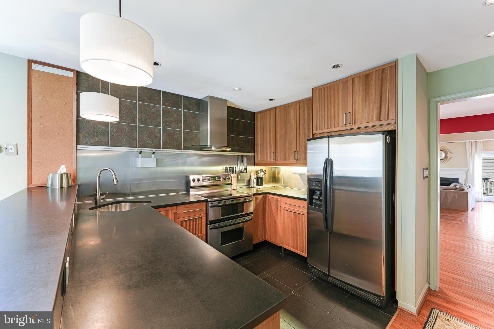 1609 Apricot Ct