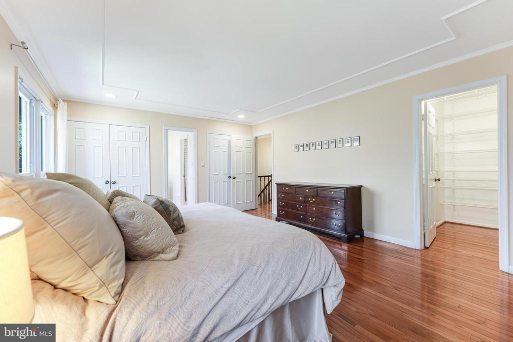 1609 Apricot Ct