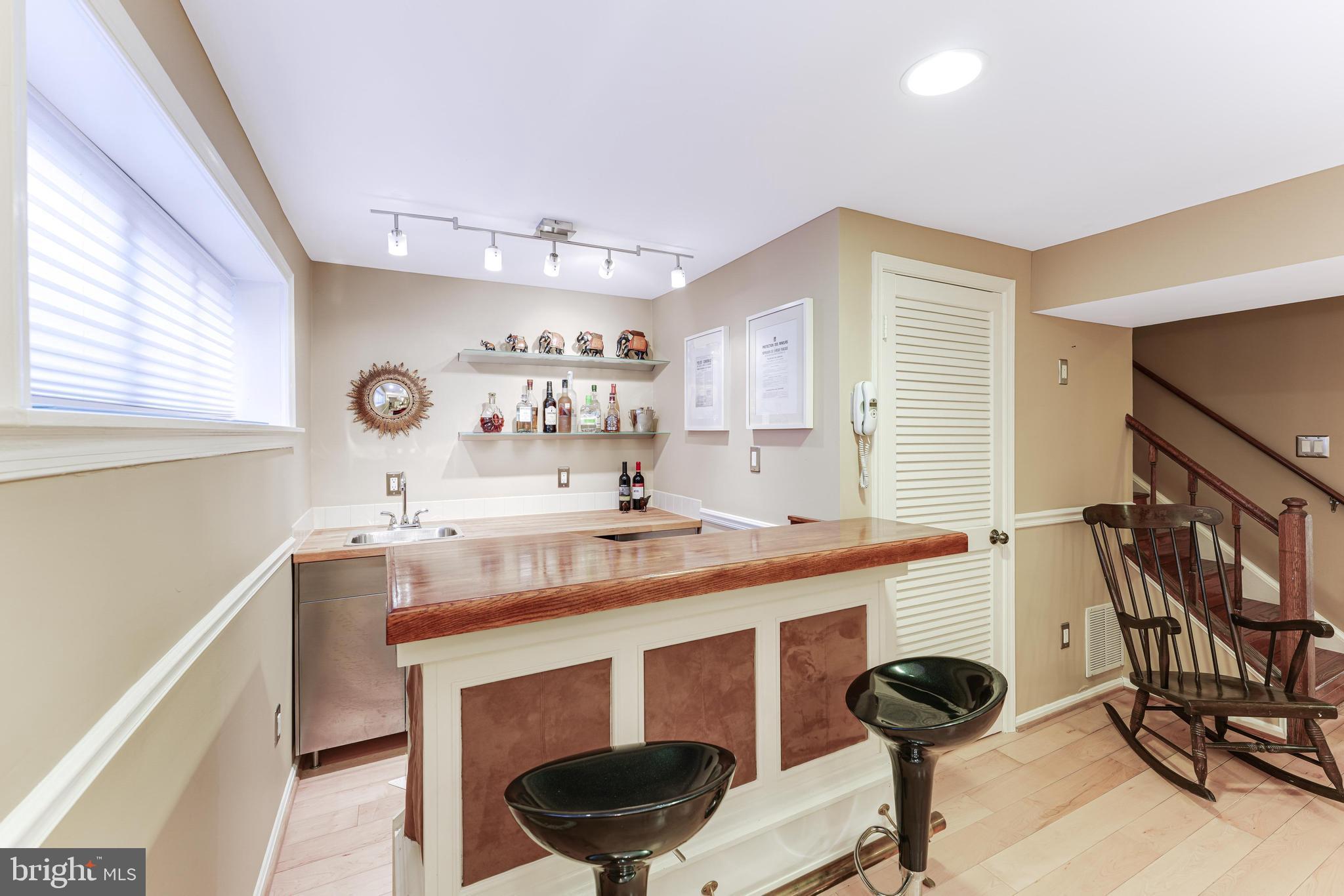 1609 Apricot Ct