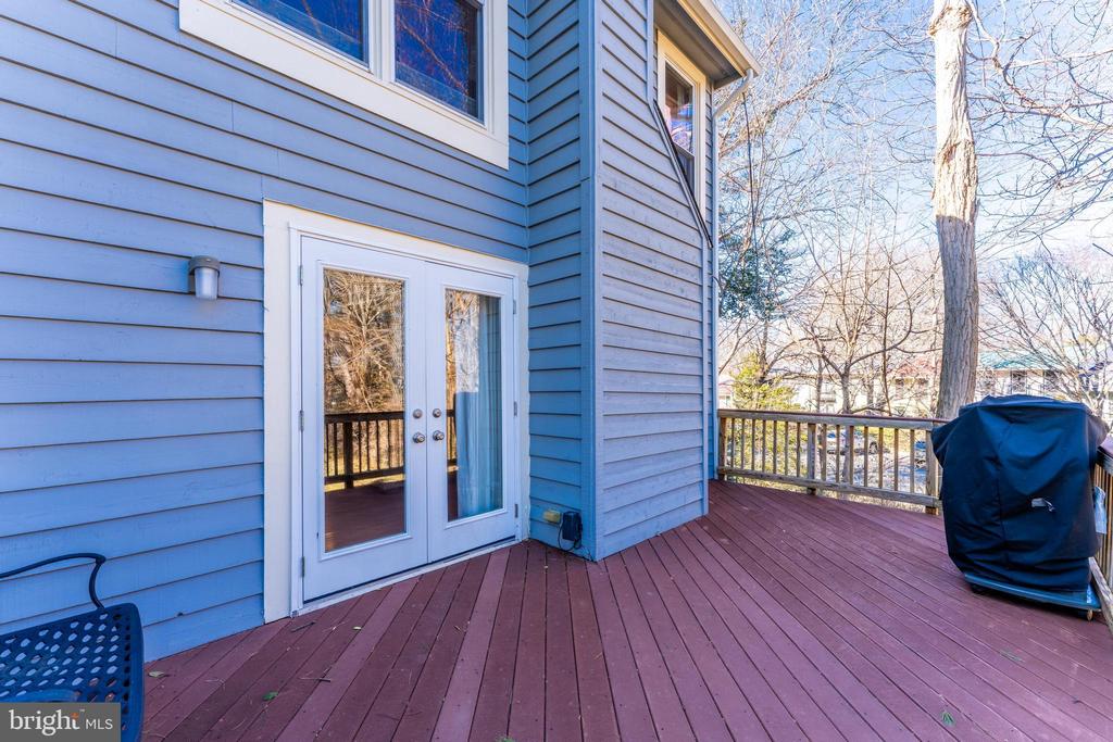 1609 Apricot Ct