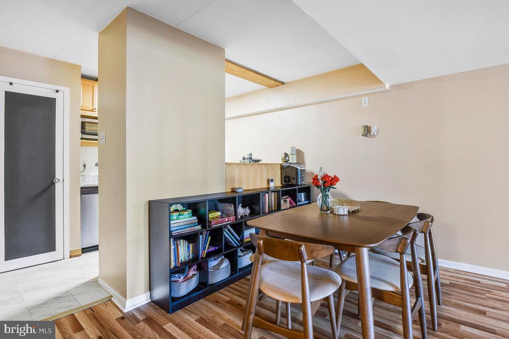 2653 Redcoat Dr #112