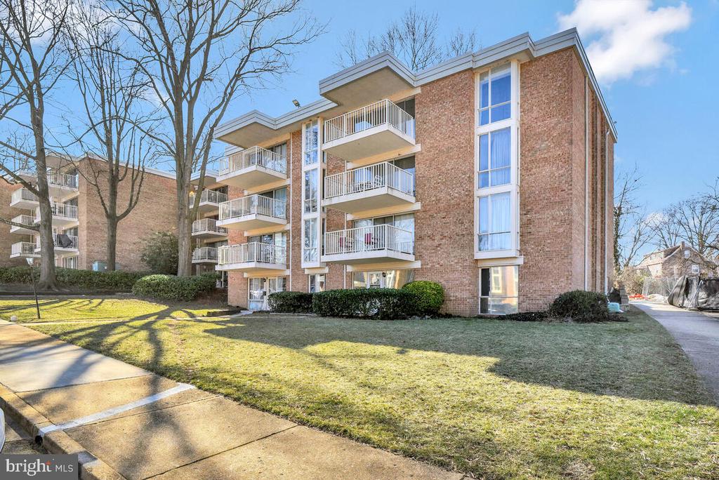 2653 Redcoat Dr #112