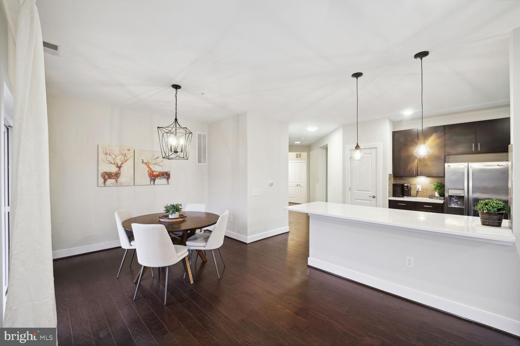2903 Bleeker St #5-105