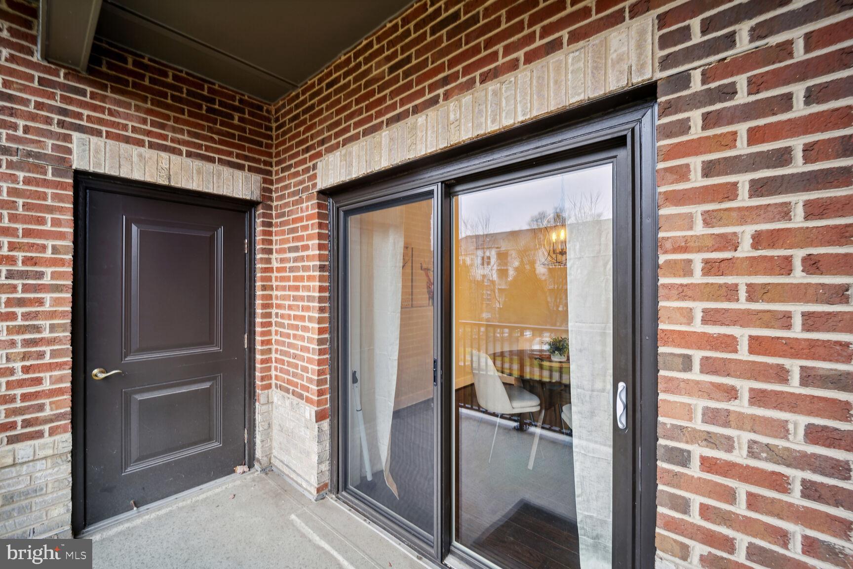 2903 Bleeker St #5-105