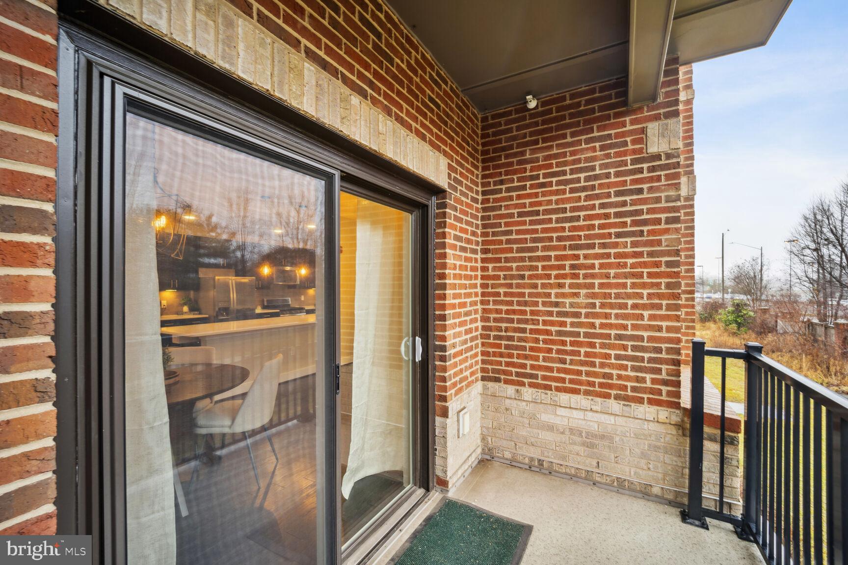 2903 Bleeker St #5-105