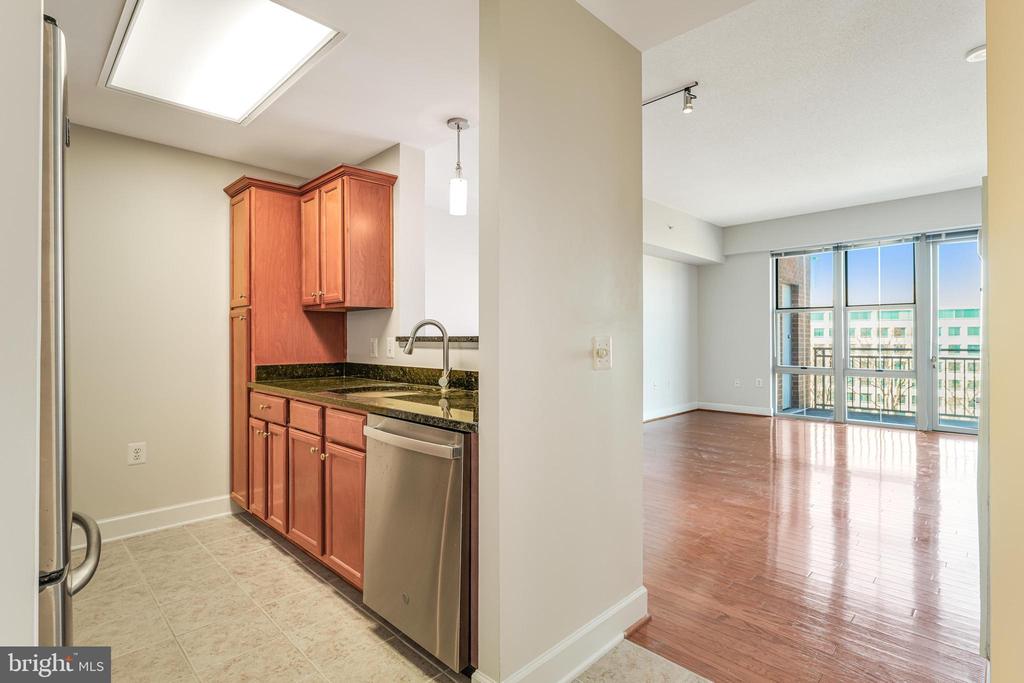 11800 Sunset Hills Rd #1210