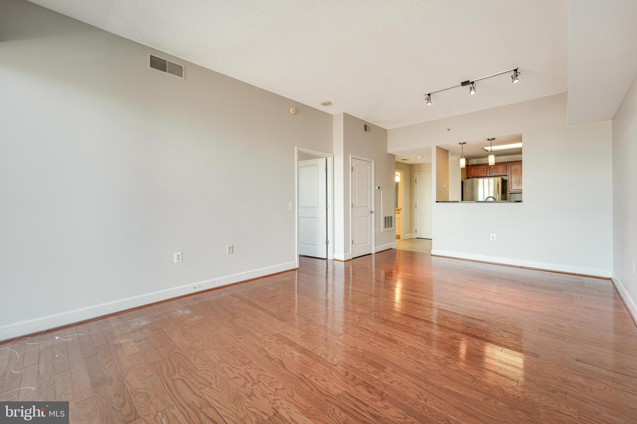 11800 Sunset Hills Rd #1210