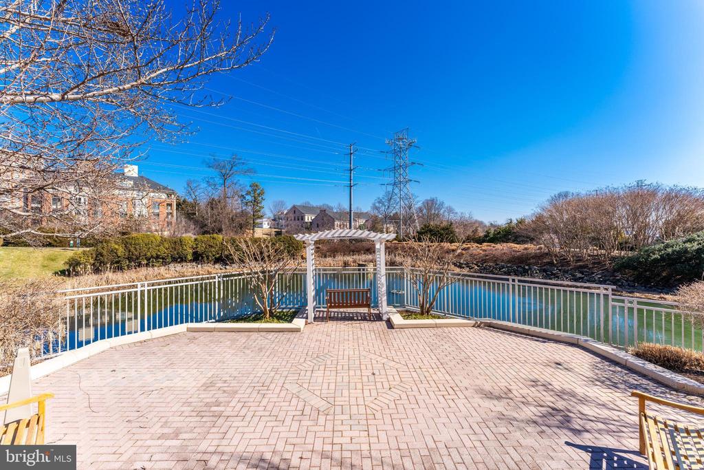 11800 Sunset Hills Rd #1210