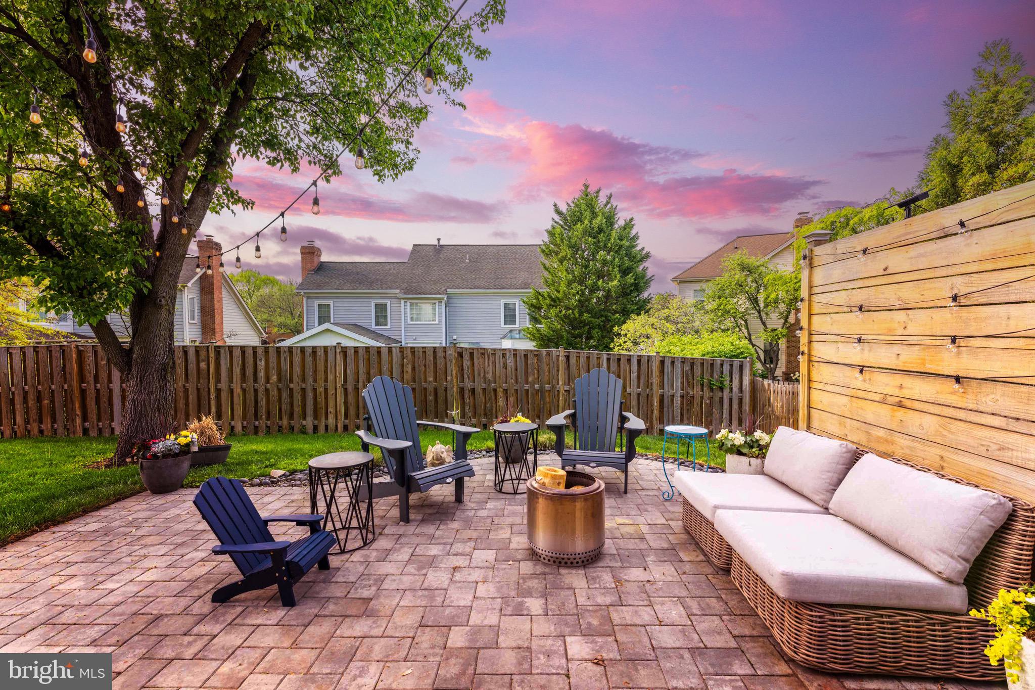 2636 Meadow Hall Dr