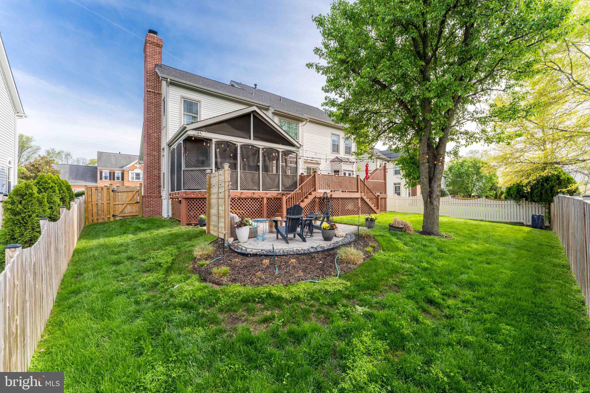 2636 Meadow Hall Dr