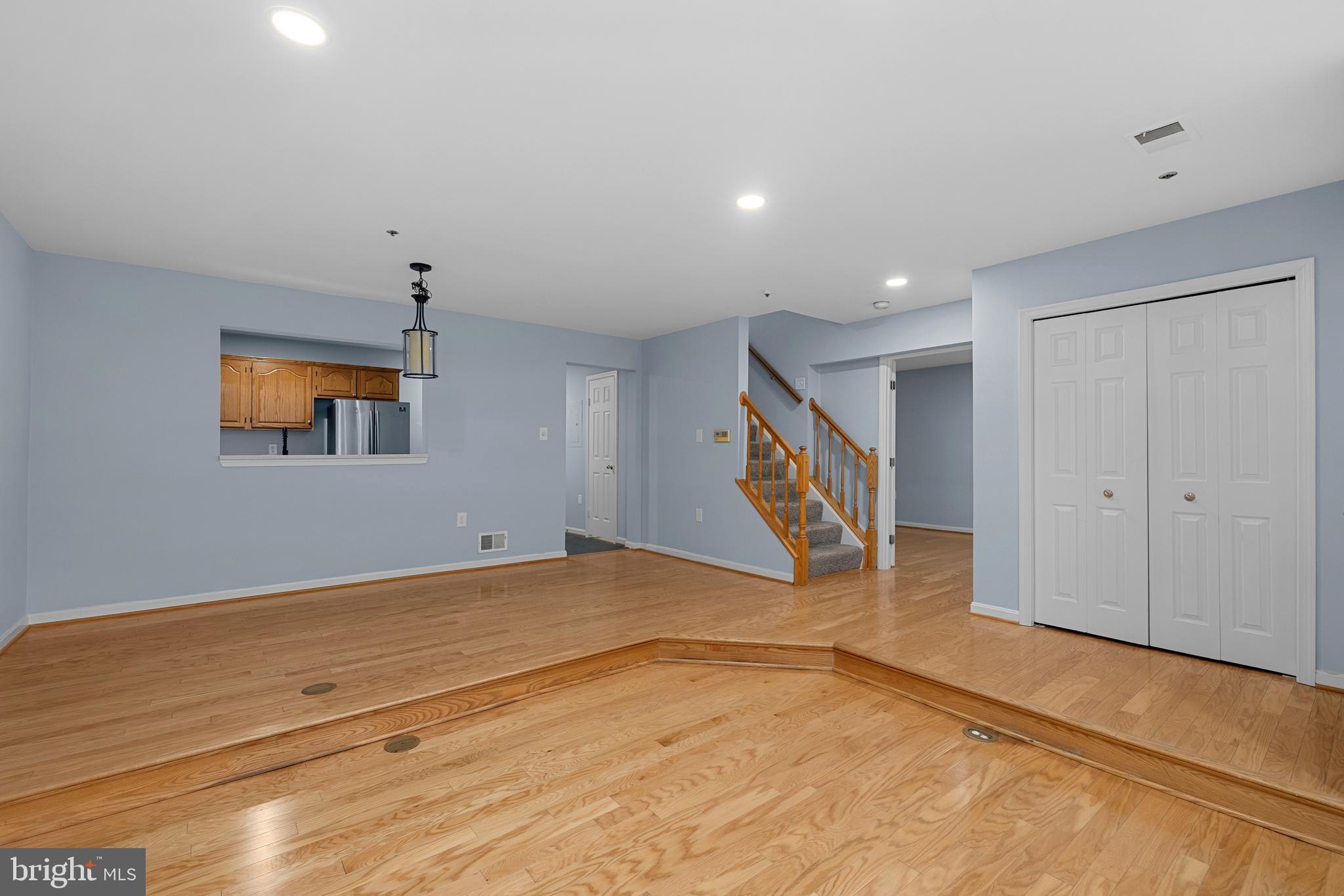11709 Tumbrel Ct