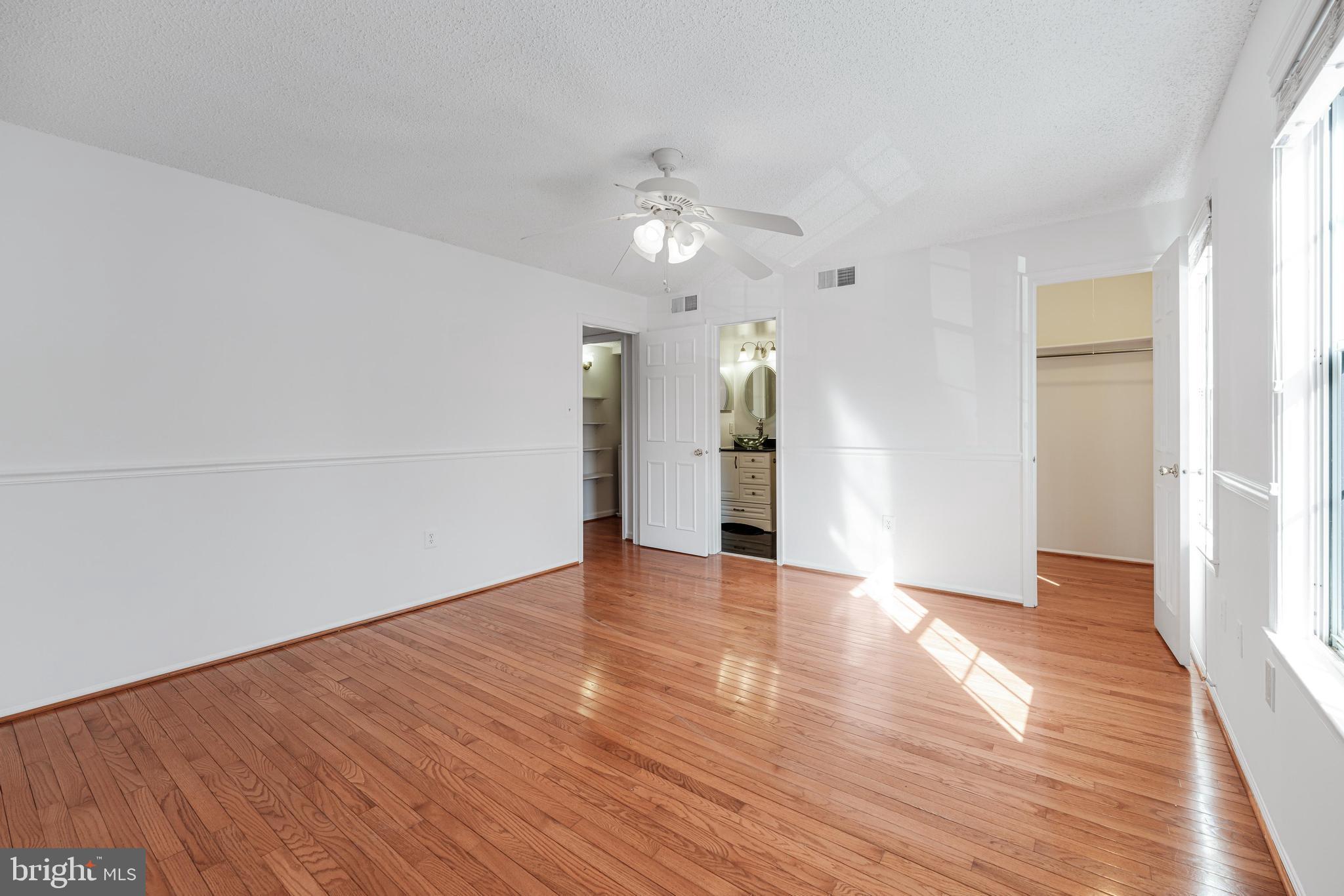 7750 New Providence Dr #35