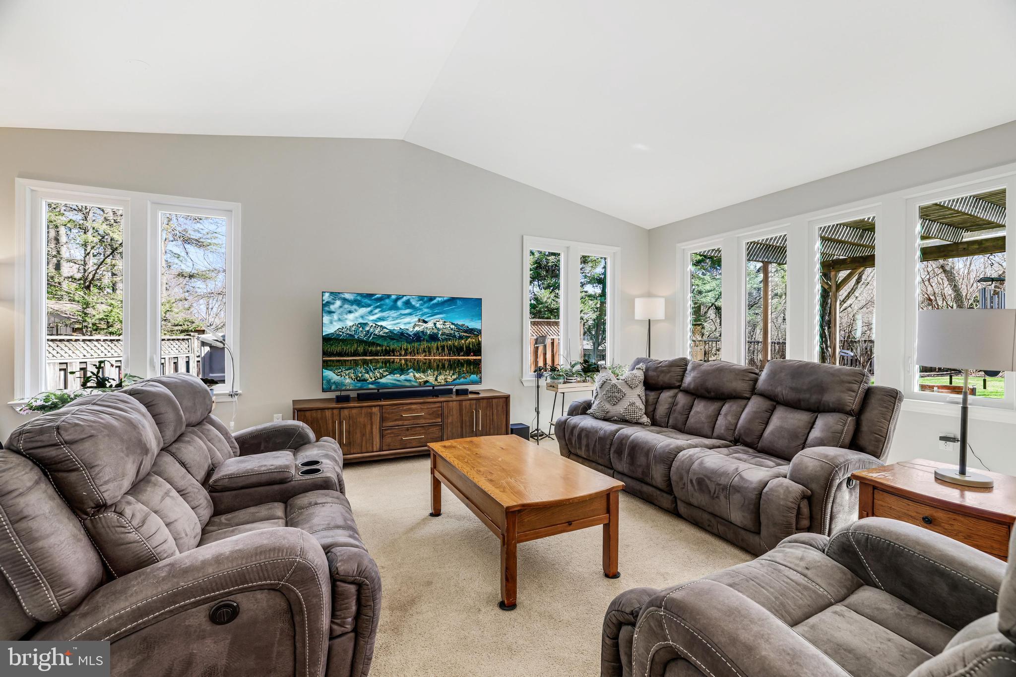 12512 Glenbrooke Woods Dr