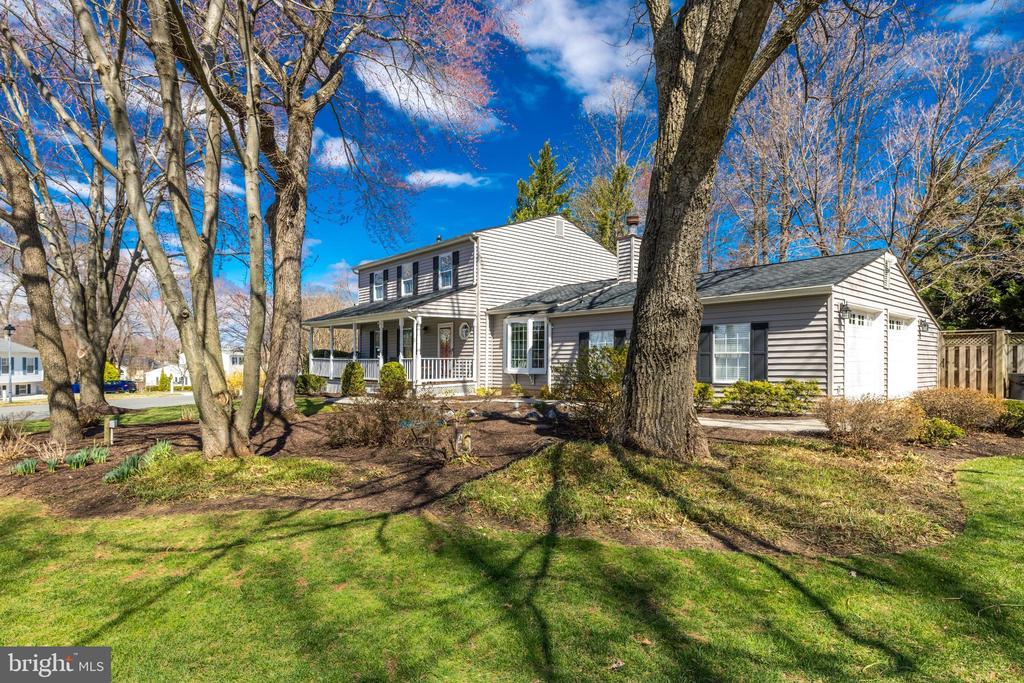 12512 Glenbrooke Woods Dr