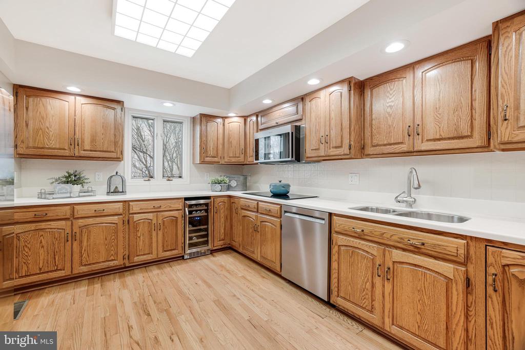 12512 Glenbrooke Woods Dr