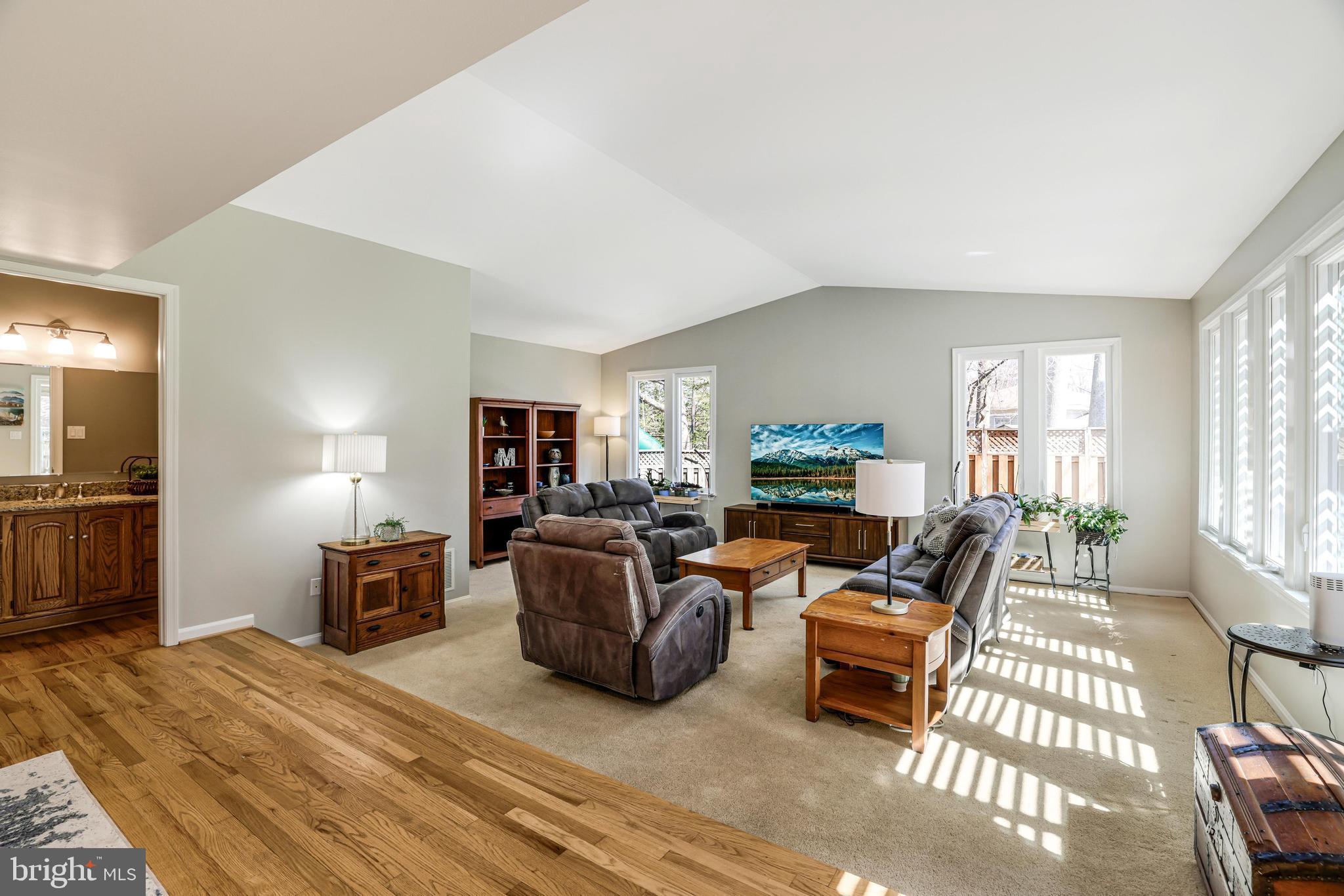 12512 Glenbrooke Woods Dr