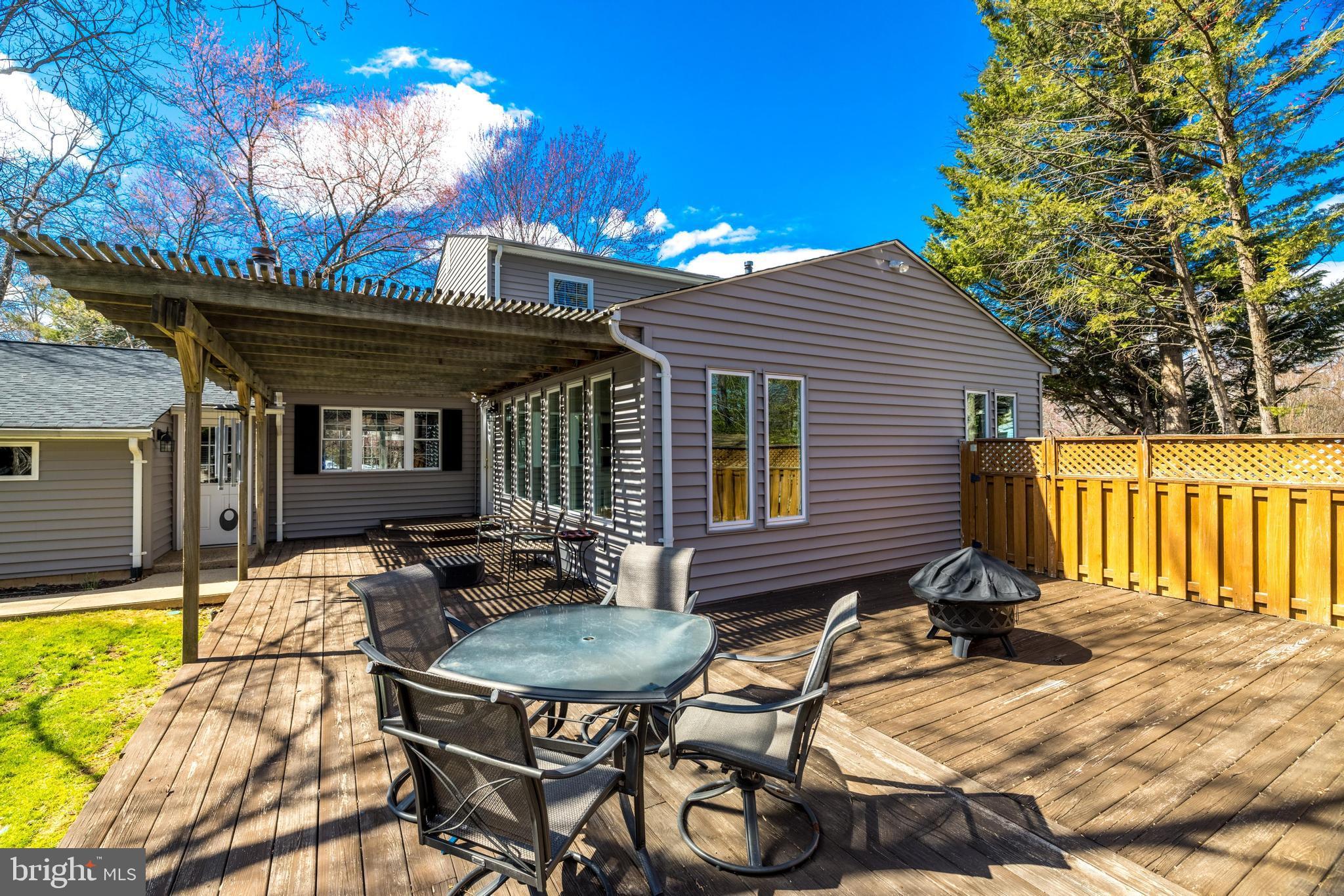 12512 Glenbrooke Woods Dr