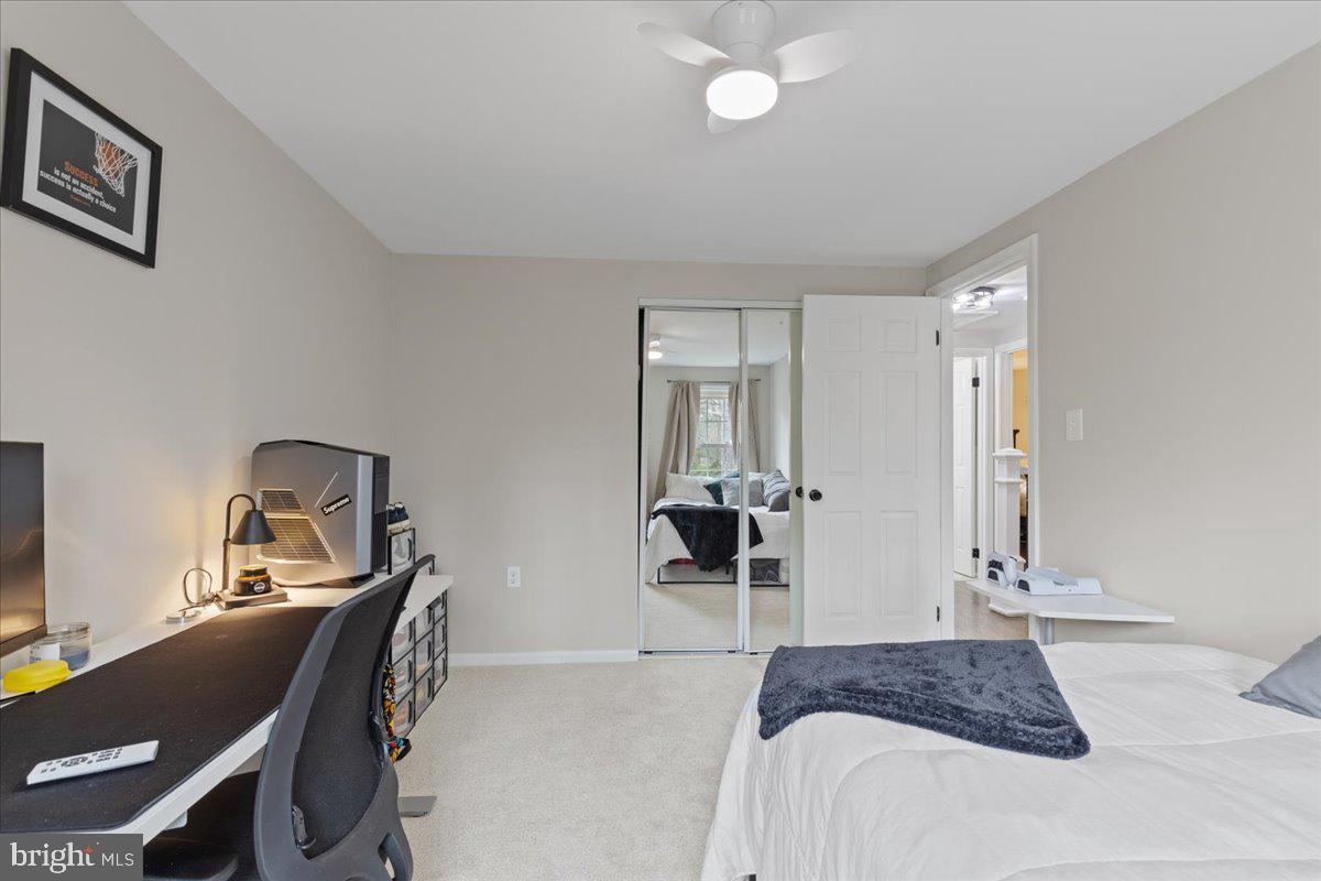 5912 NEW ENGLAND WOODS DRIVE