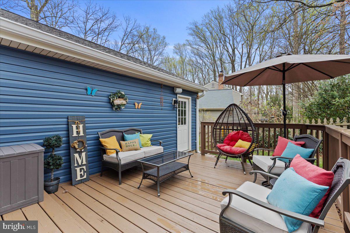 5912 NEW ENGLAND WOODS DRIVE