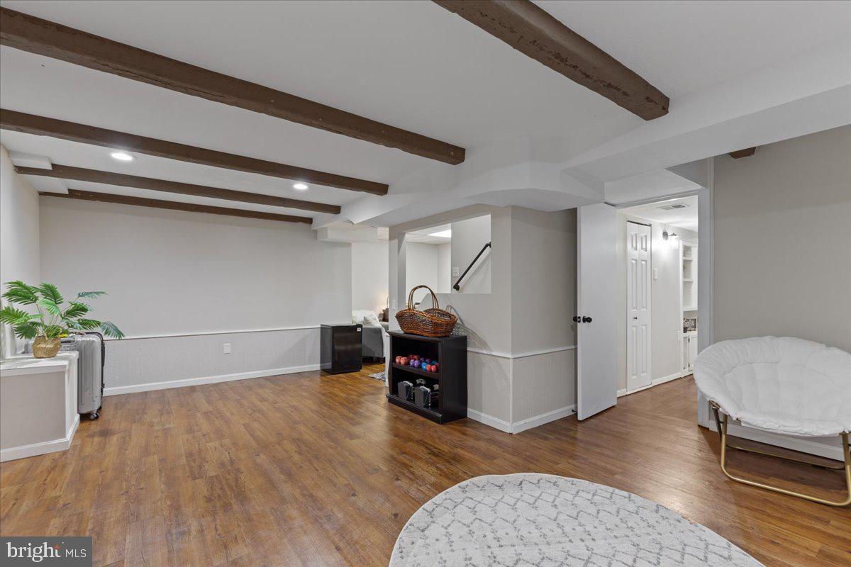 5912 NEW ENGLAND WOODS DRIVE