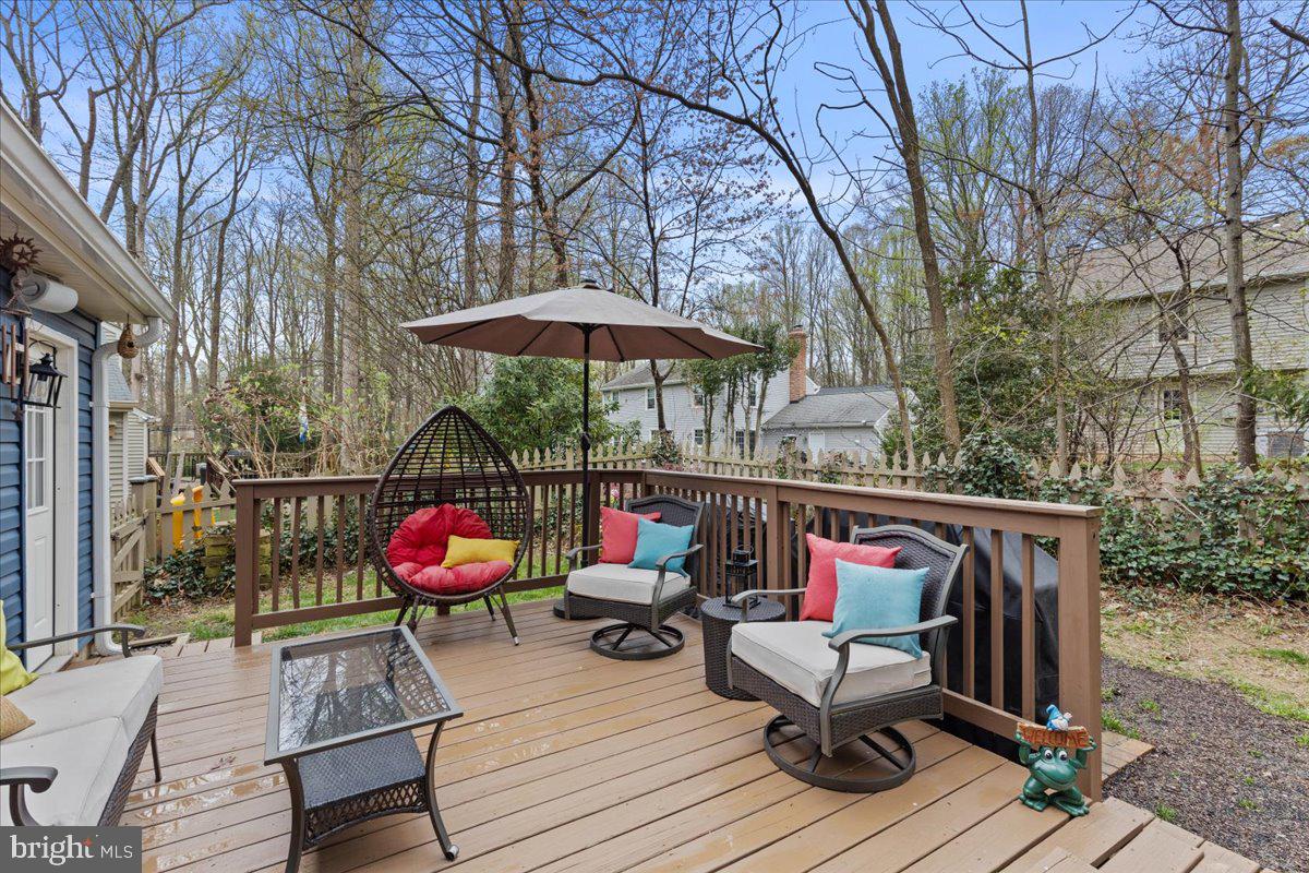 5912 NEW ENGLAND WOODS DRIVE