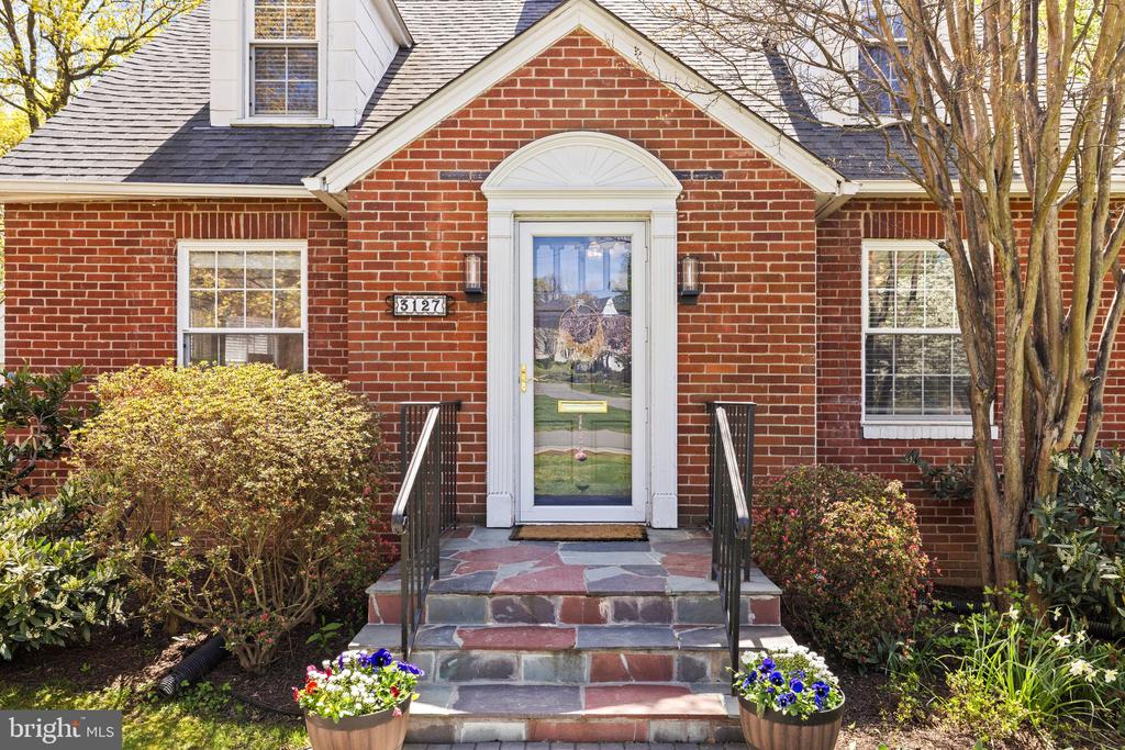 3127 WORTHINGTON CIRCLE
