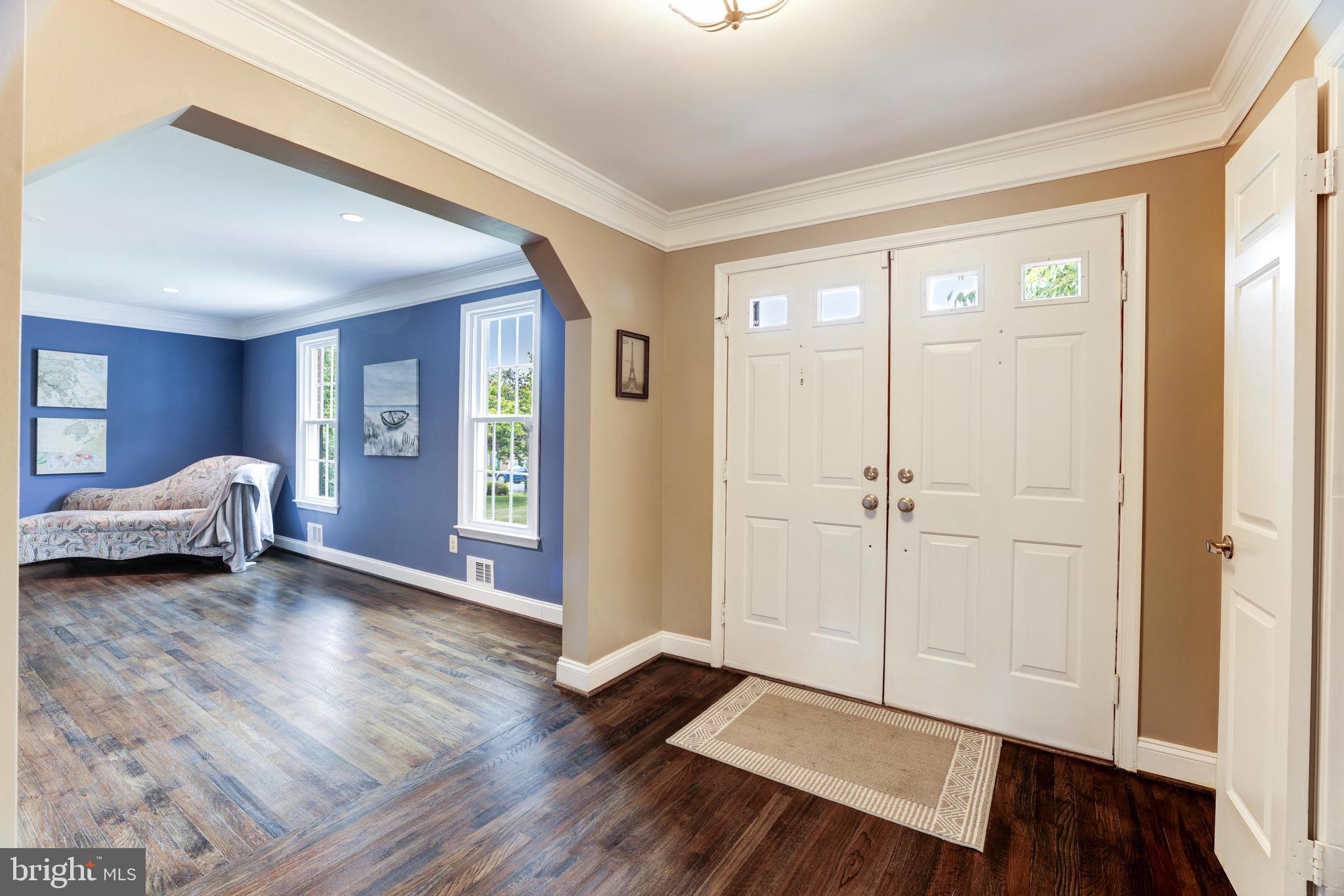 1006 Cup Leaf Holly Ct