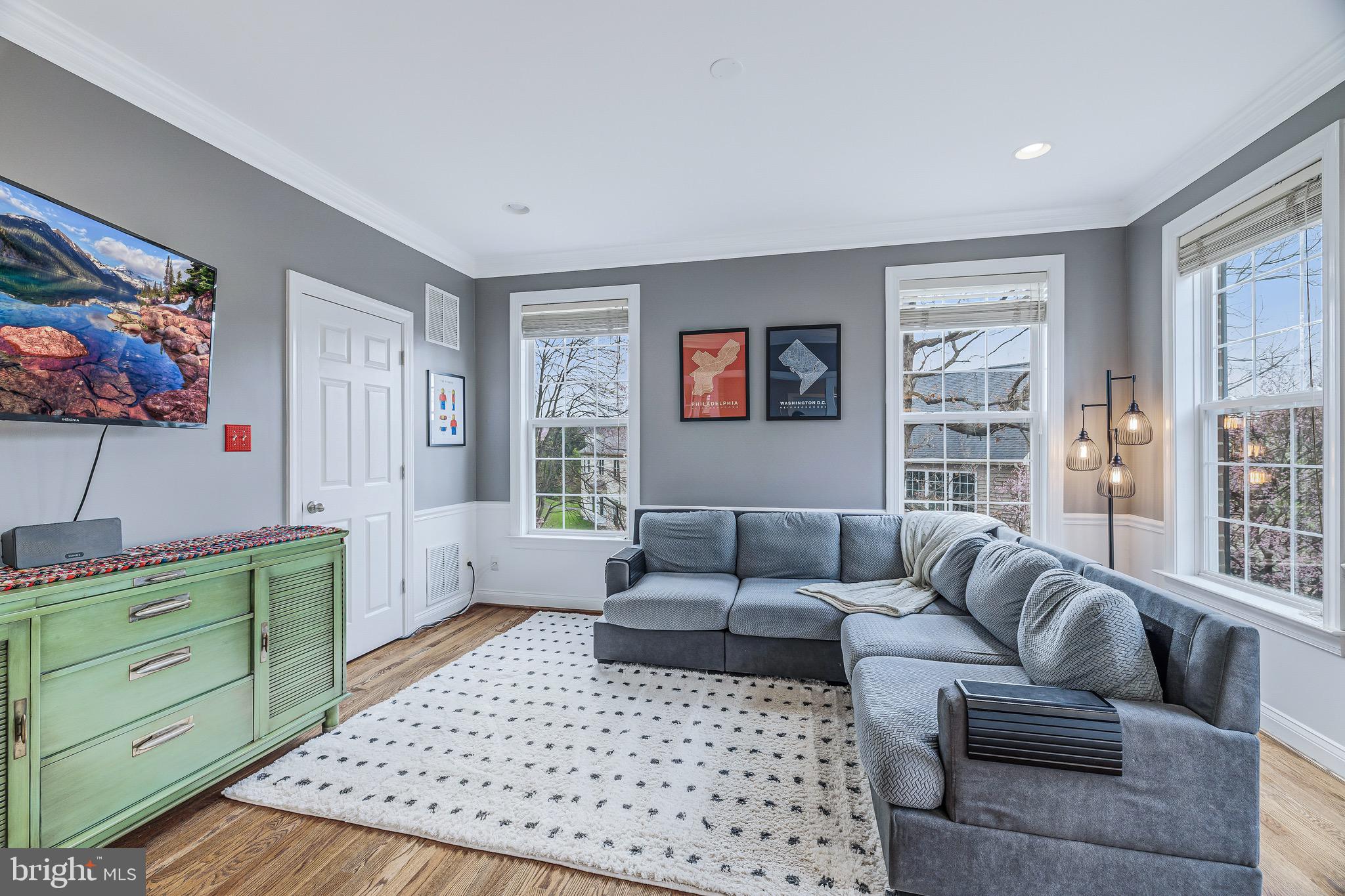 901 Dominion Ridge Ter