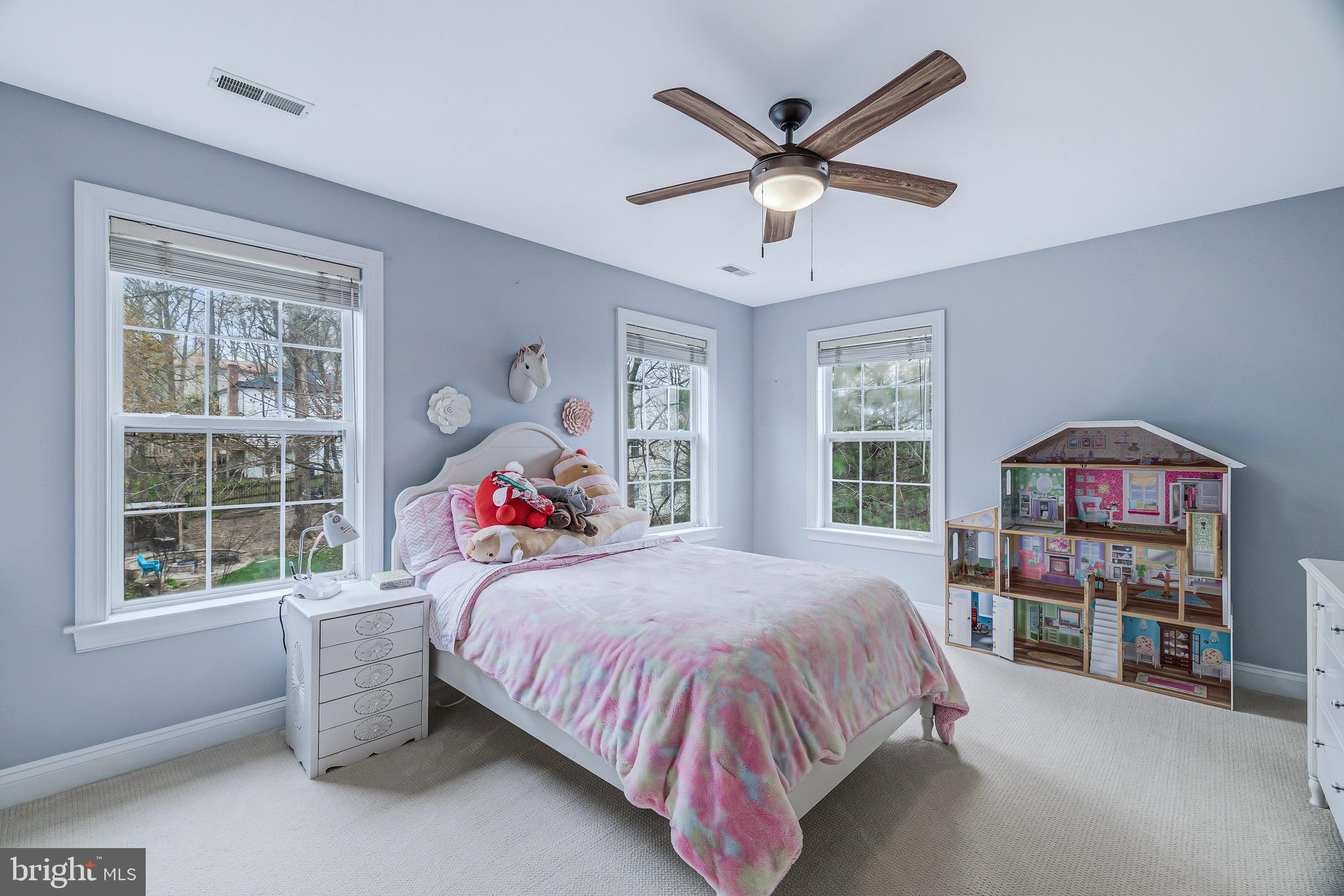 901 Dominion Ridge Ter