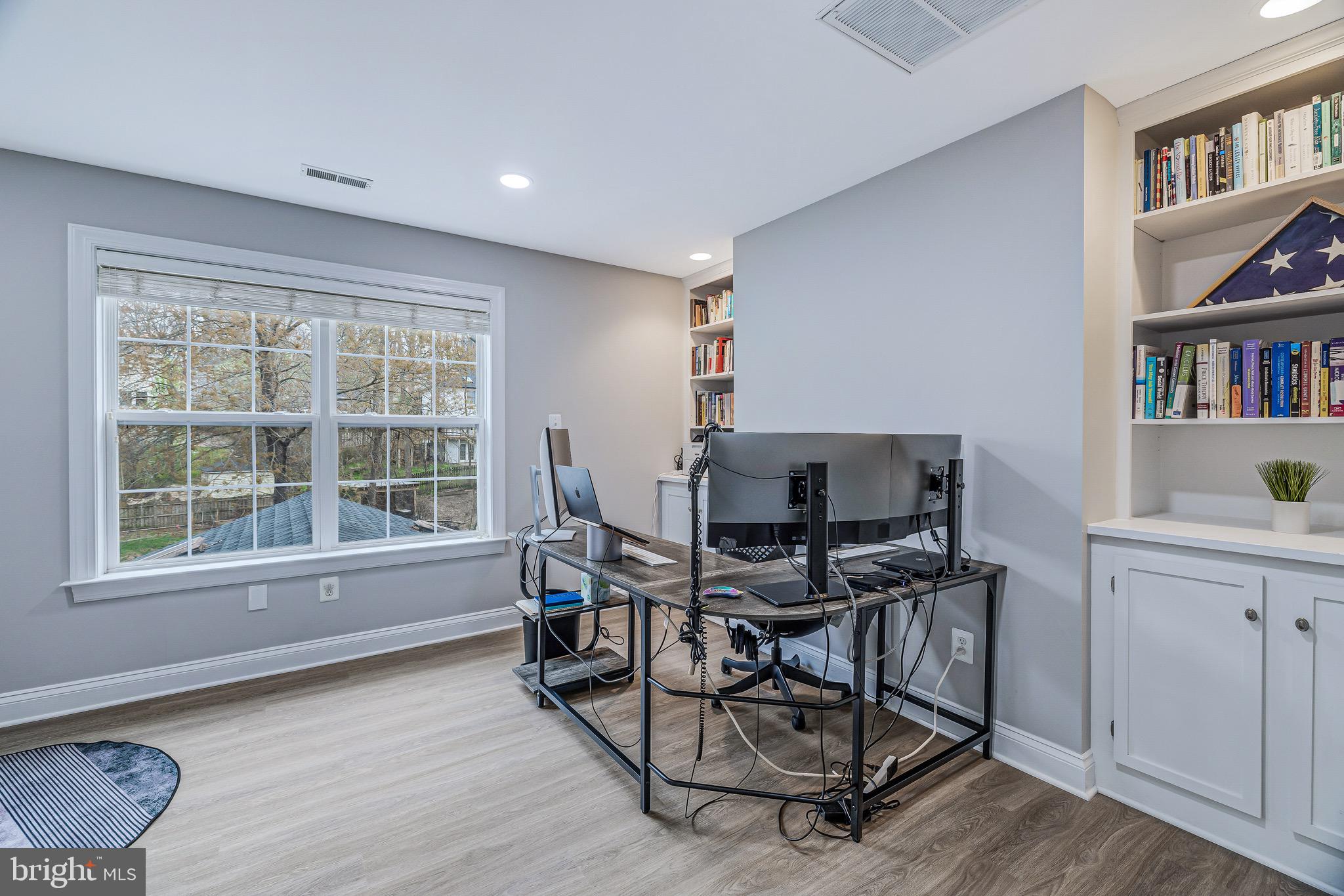 901 Dominion Ridge Ter
