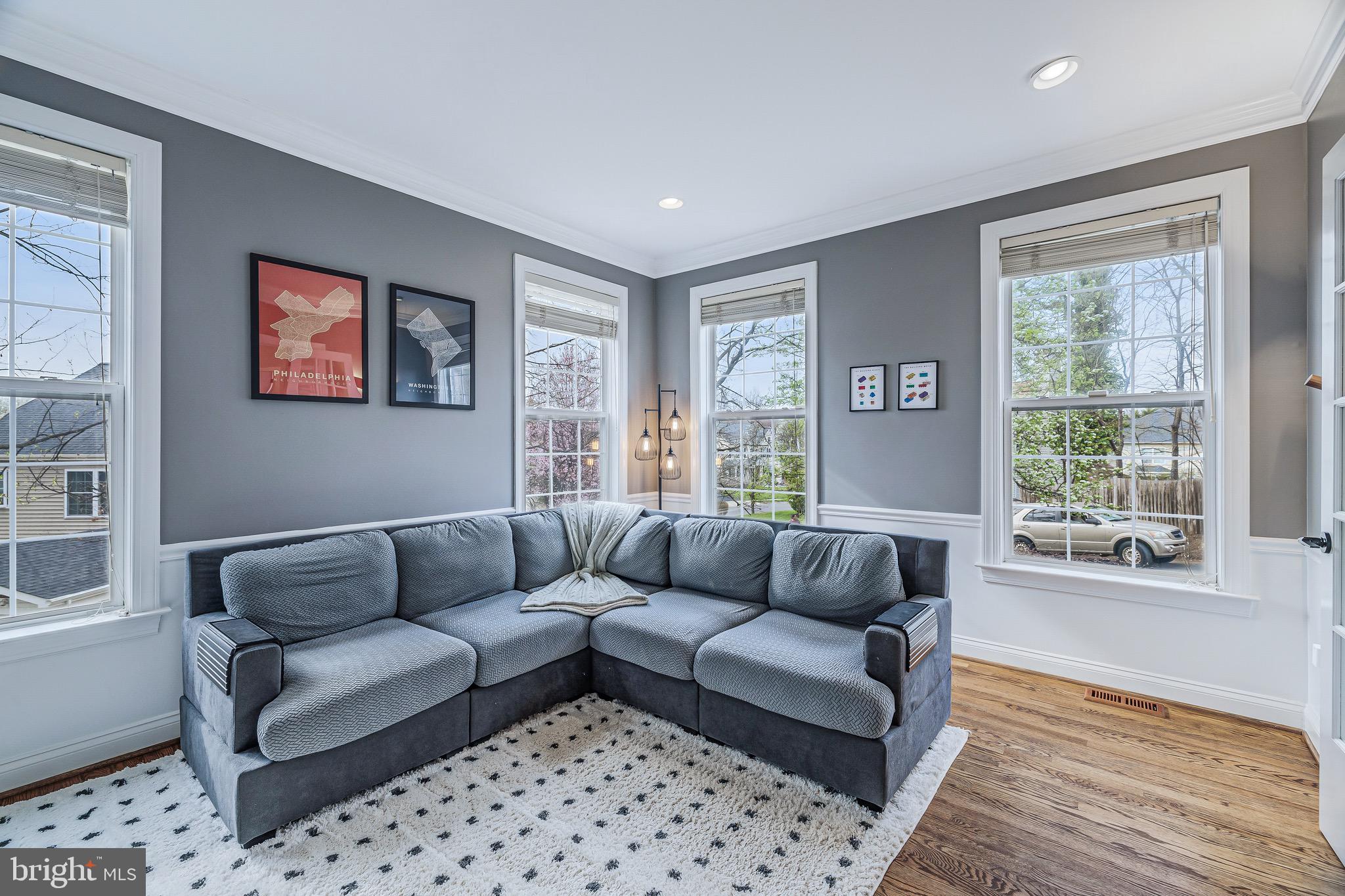 901 Dominion Ridge Ter