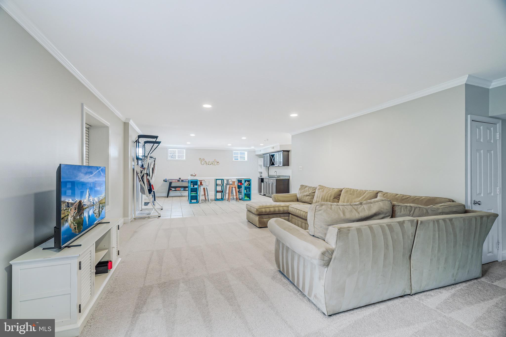 901 Dominion Ridge Ter