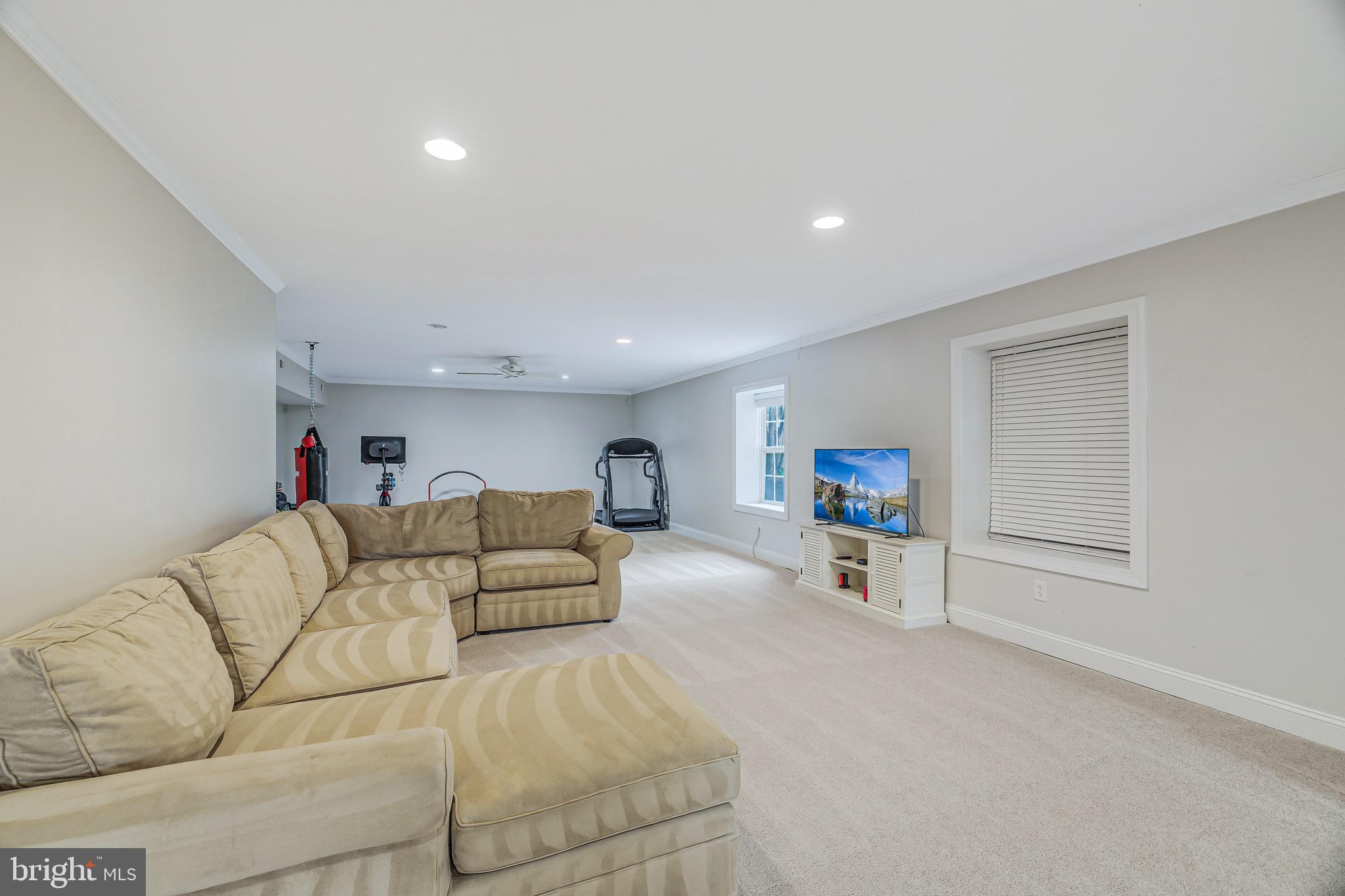 901 Dominion Ridge Ter
