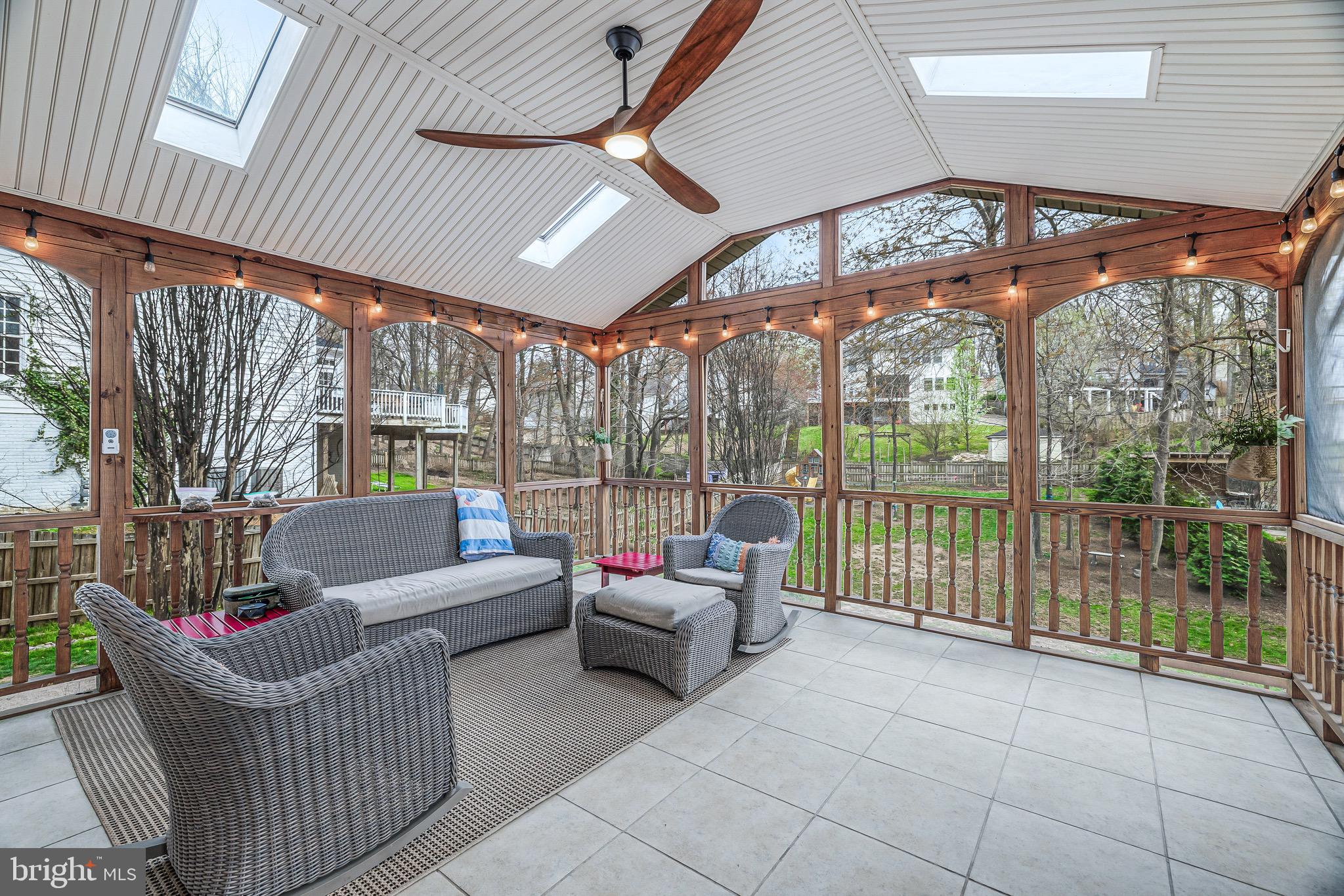 901 Dominion Ridge Ter