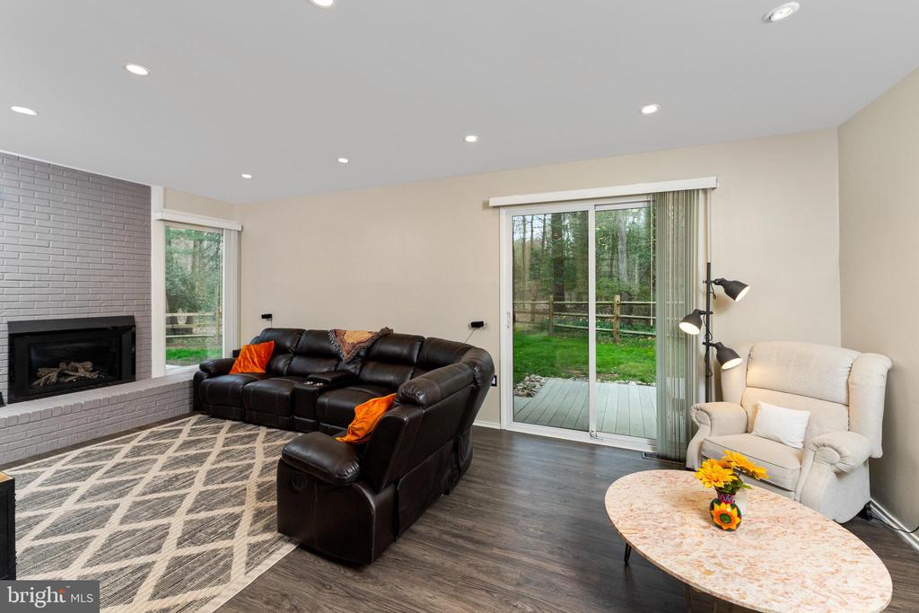 12134 Quorn Ln
