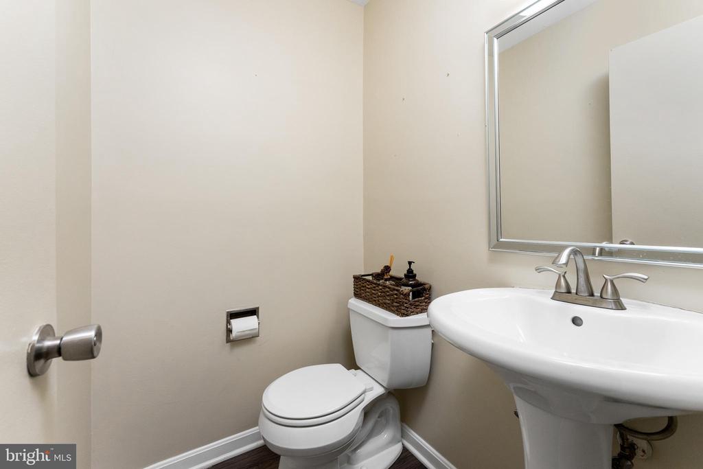 12134 Quorn Ln