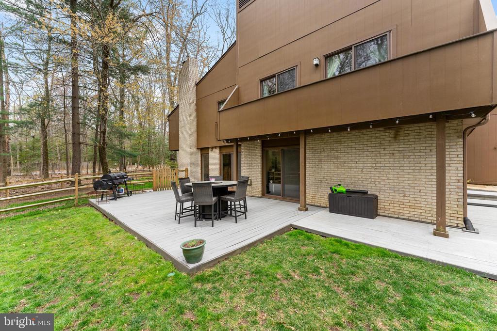 12134 Quorn Ln