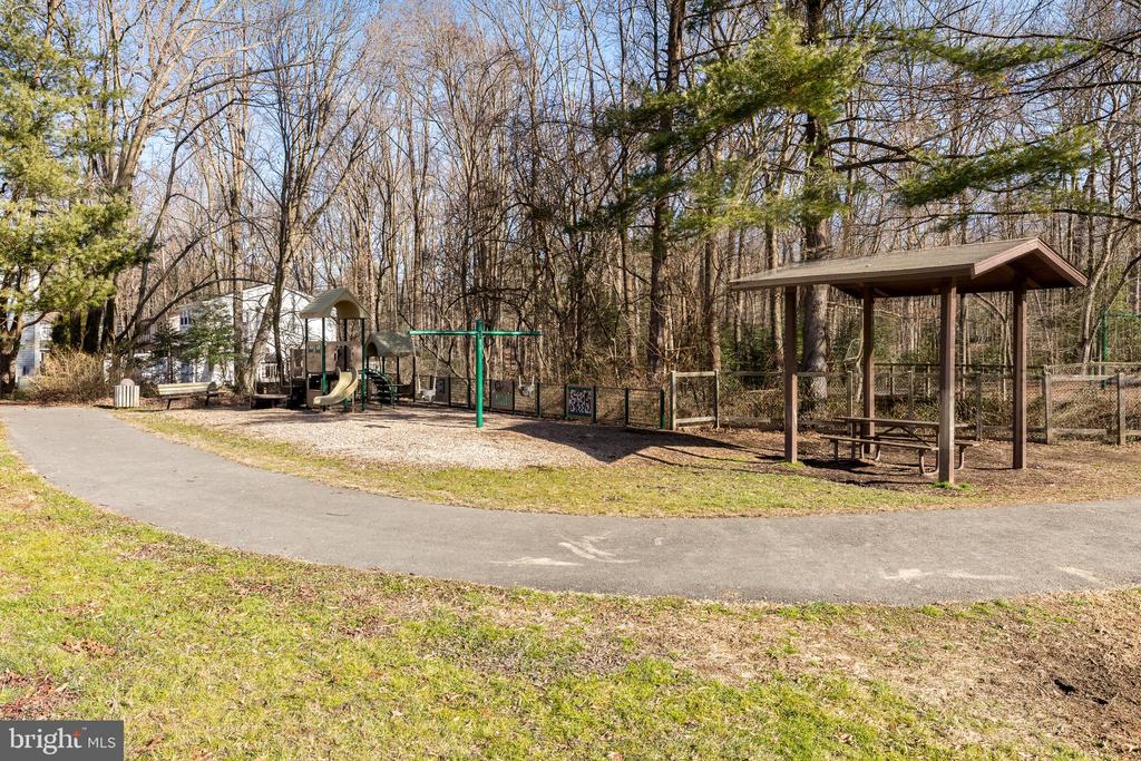 12134 Quorn Ln