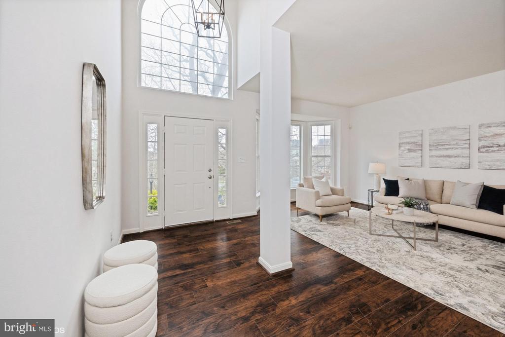 6412 EMERALD GREEN COURT