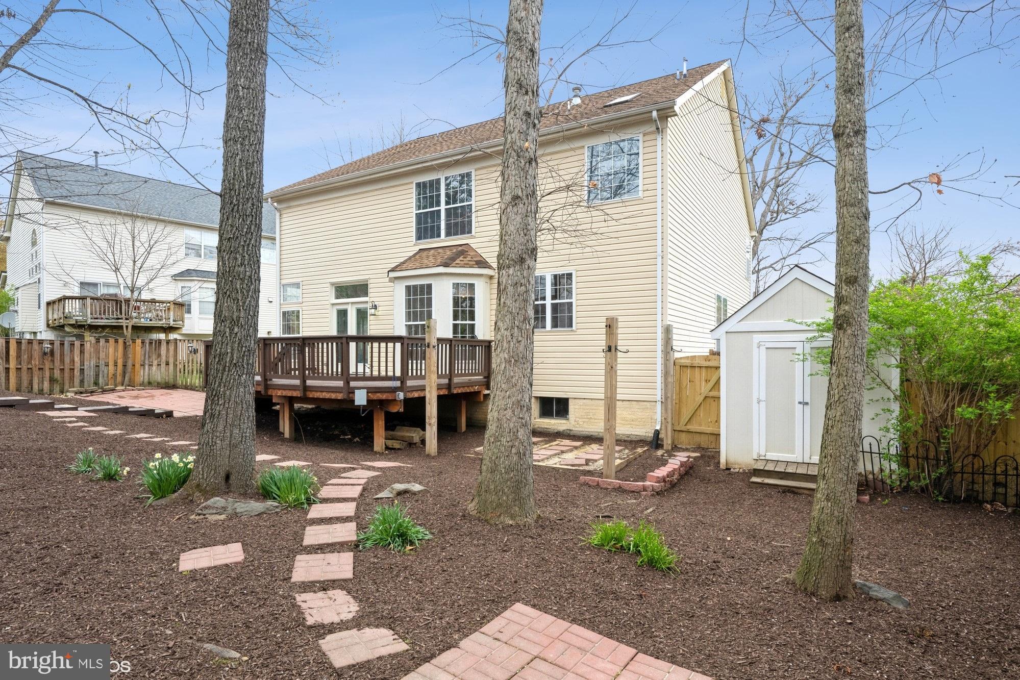 6412 EMERALD GREEN COURT