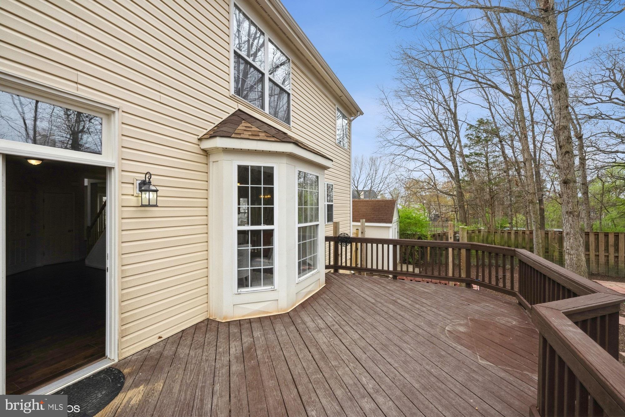 6412 EMERALD GREEN COURT